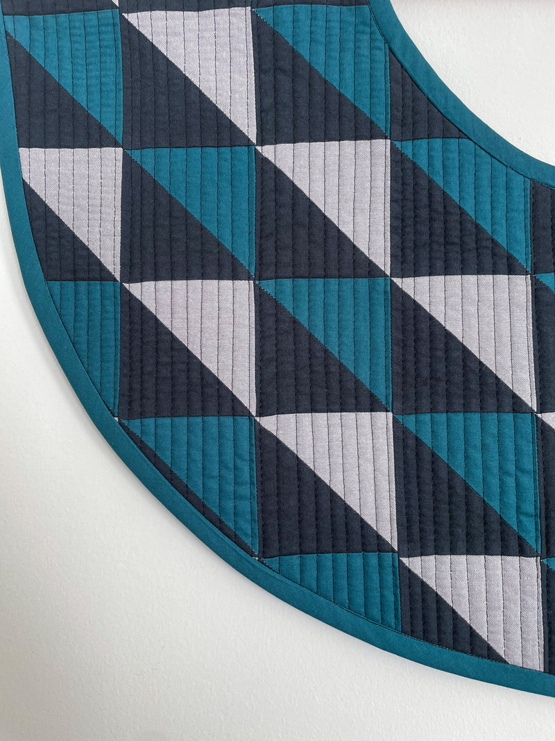 Grace Wall Quilt Blue